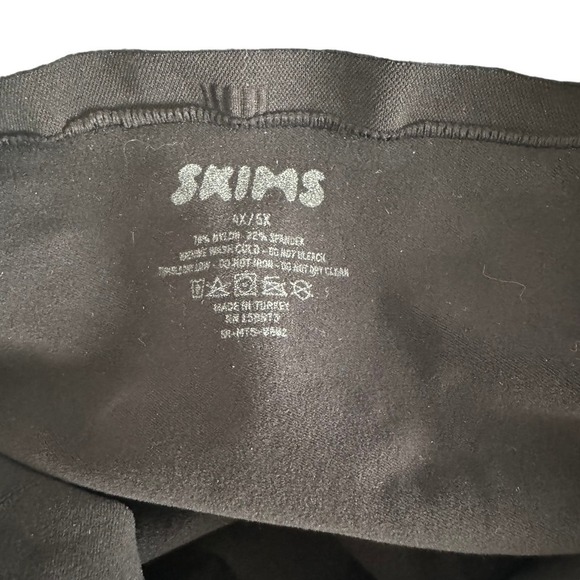 NWOT SKIMS High Waist Shapewear Mid Thigh Short Seamless Sculpt size 4x/5x - Picture 3 of 3